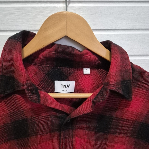 Aritzia TNA Macelo Shirt Small - Picture 4 of 7